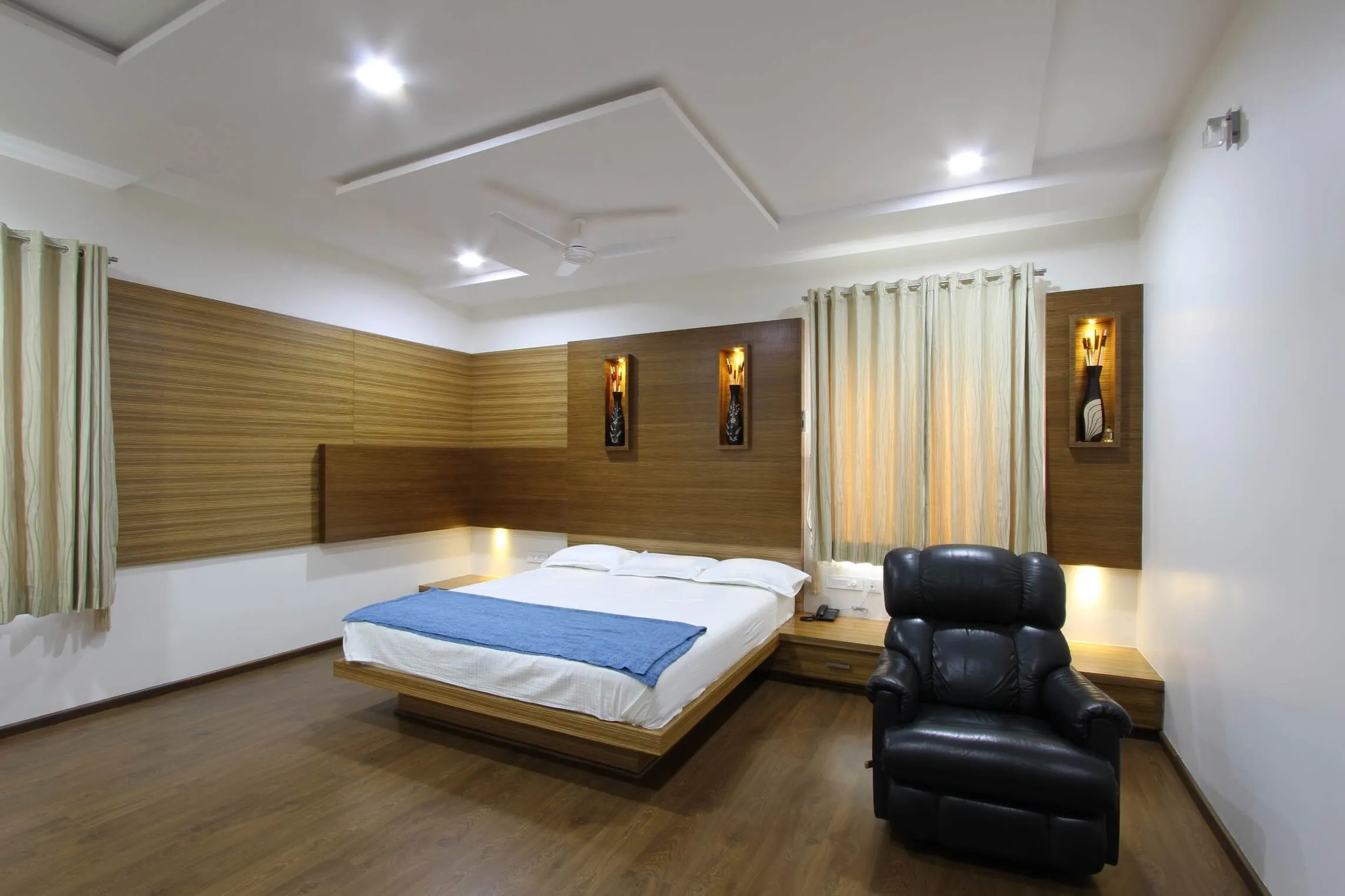 Shafi Residence bedroom interior design